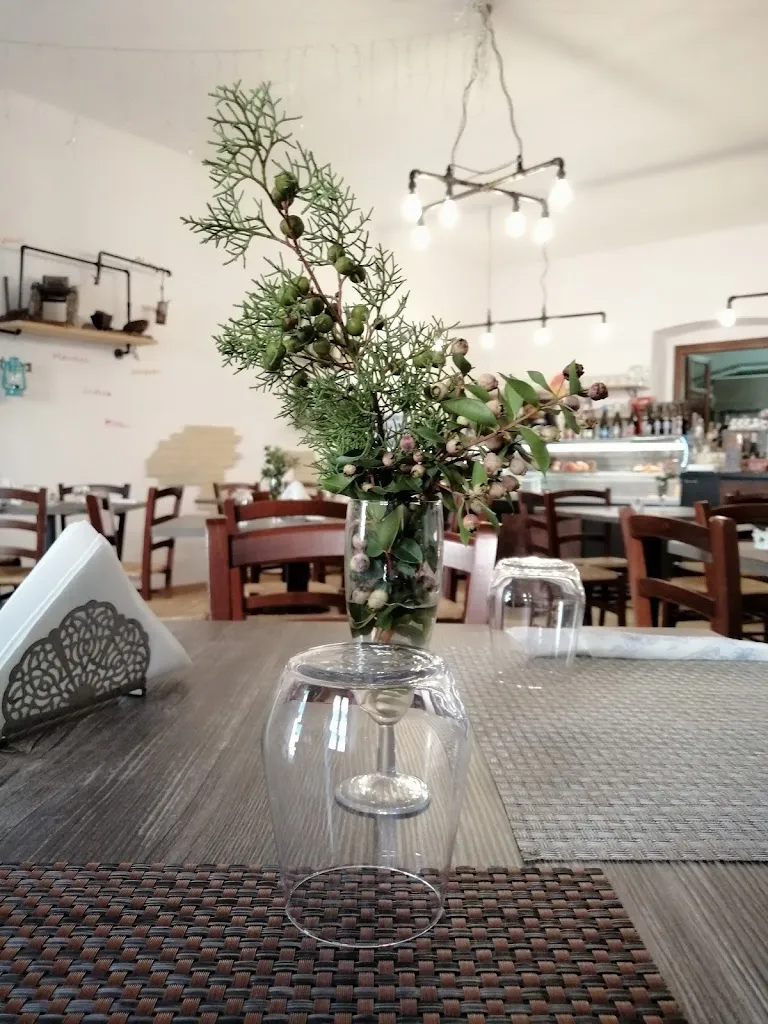 Bistrot Galleria 13 restaurant in Buggerru