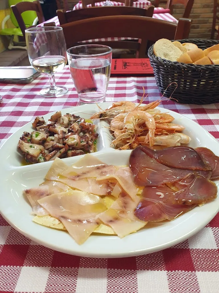 Bar Trattoria Il Nido Dell'Aquila Di Cavassa Gian Claudio_Buggerru_slider_image_3