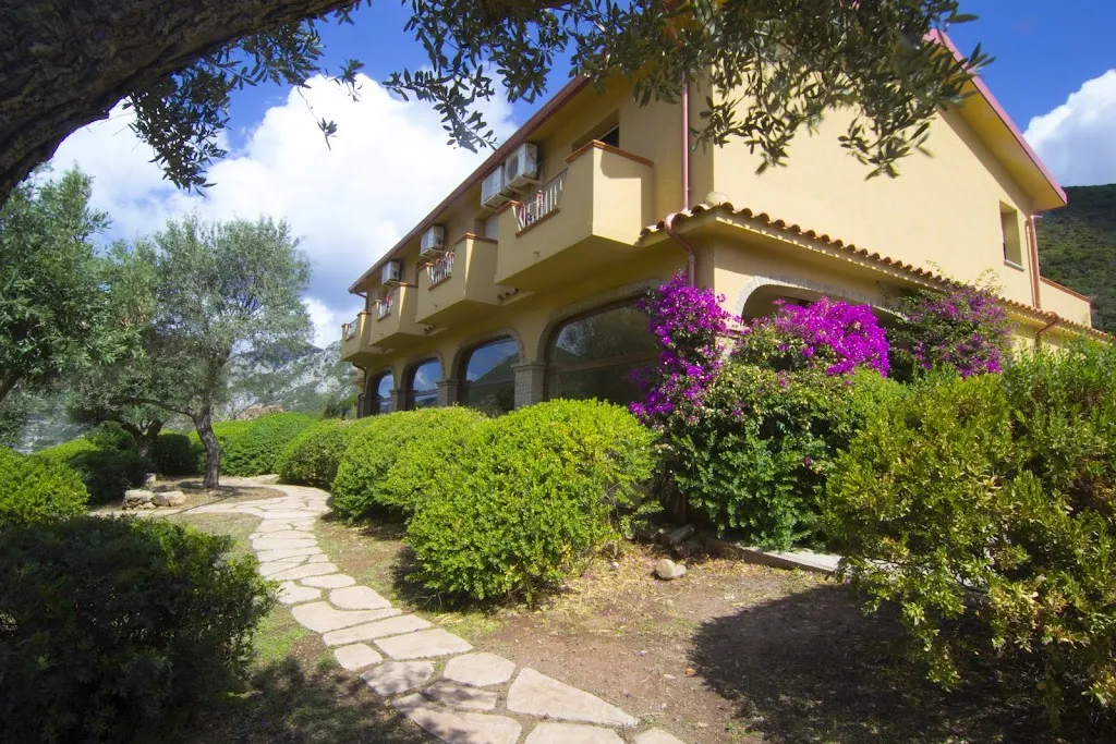 Agriturismo Sa Rocca_Buggerru_slider_image_1