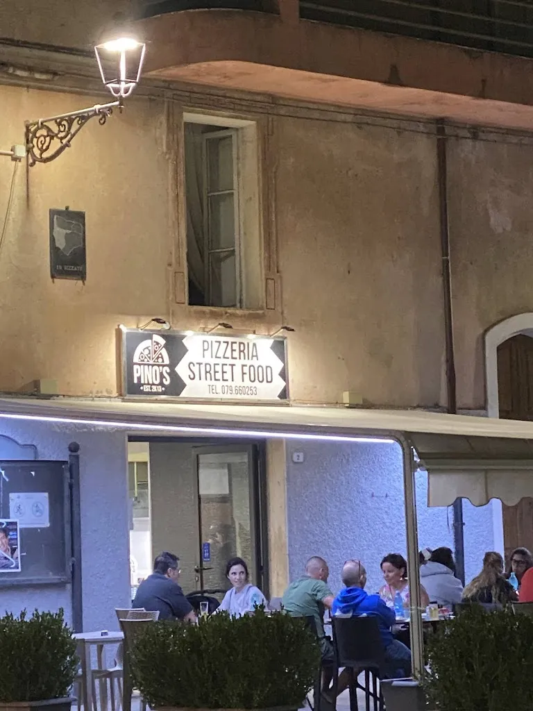 Pizzeria Pino's di Frontera Giuseppe restaurant in Calangianus
