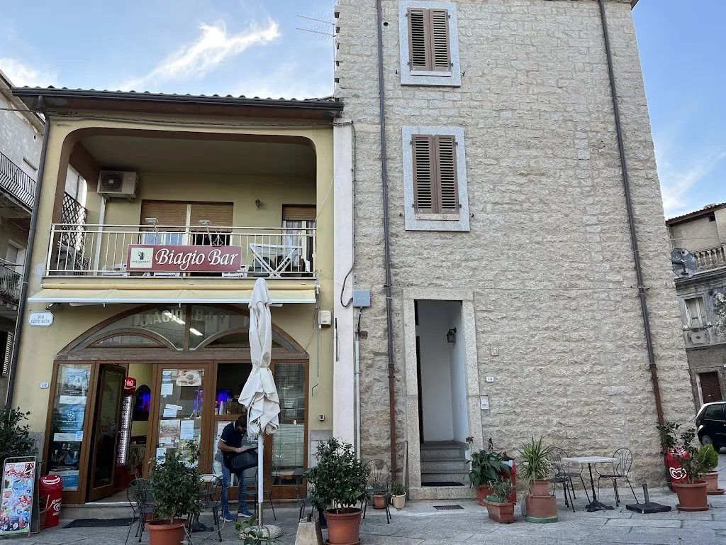 Gabriele Manzi_Biagio Bar di Antonio Sambiagio_Calangianus_review