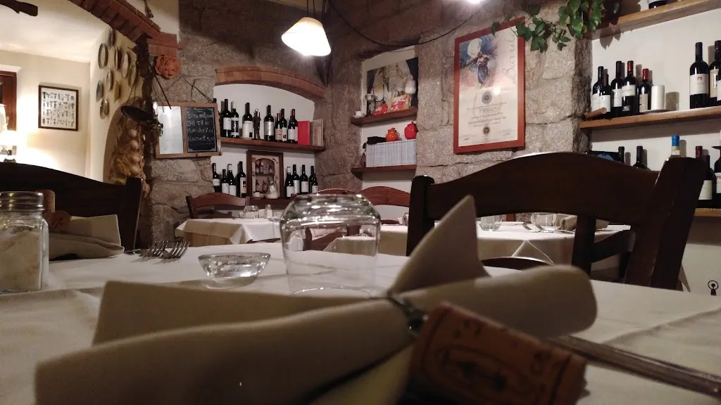 Il Tirabusciò, Ristorante, Vineria e Bottega._Calangianus_slider_image_3