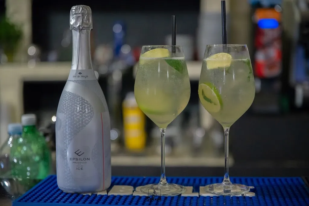 Coffee Square - Ristorante - Bar_Calangianus_slider_image_3