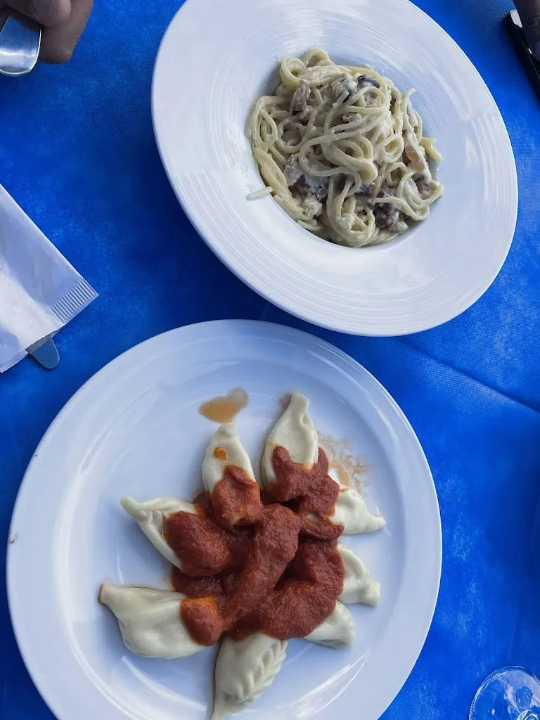 Dominika Raj_Cala Surya_Cardedu_review