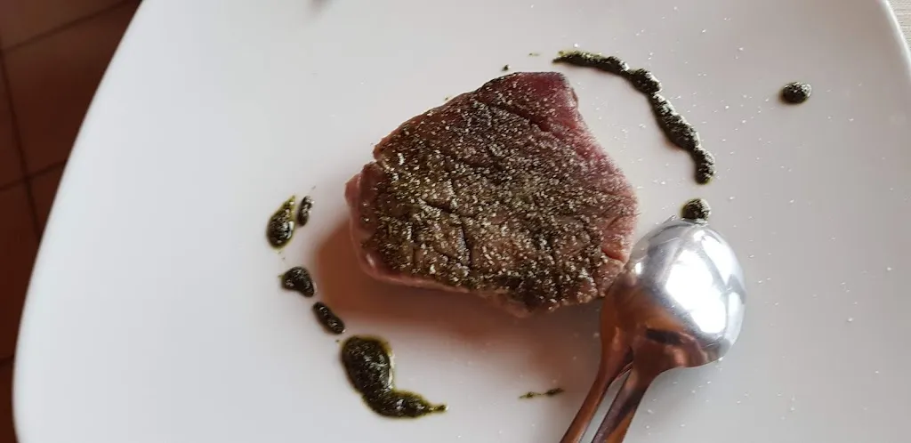 Dmitriy Sukhanov_Osteria della Tonnara_Carloforte_review