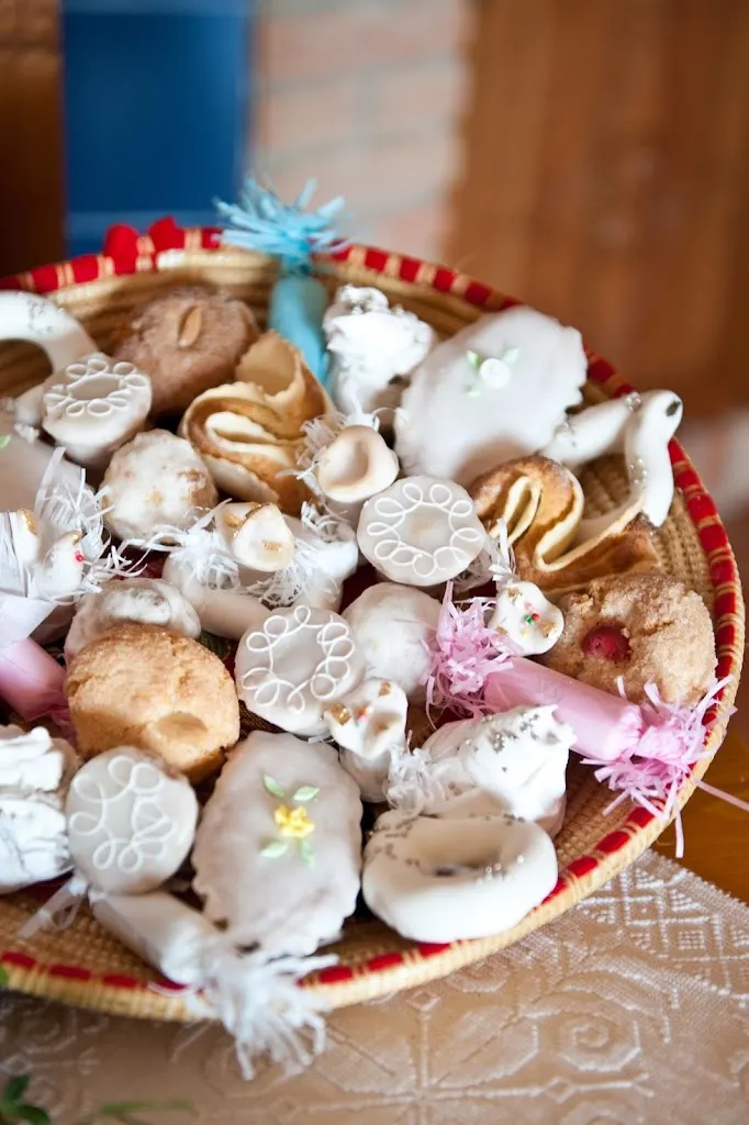 Is Bisus restaurant in Castiadas