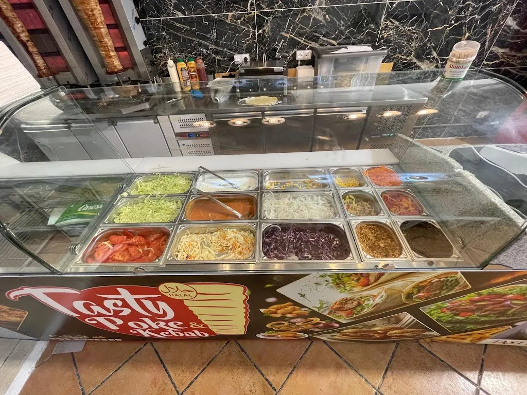 Tasty poké kebab restaurant in Codaruina