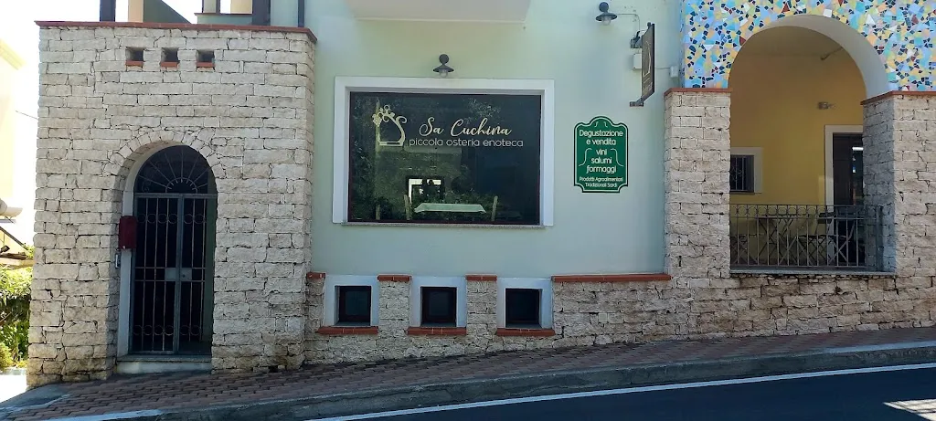 Sa Cuchina piccola osteria enoteca restaurant in Cala Gonone