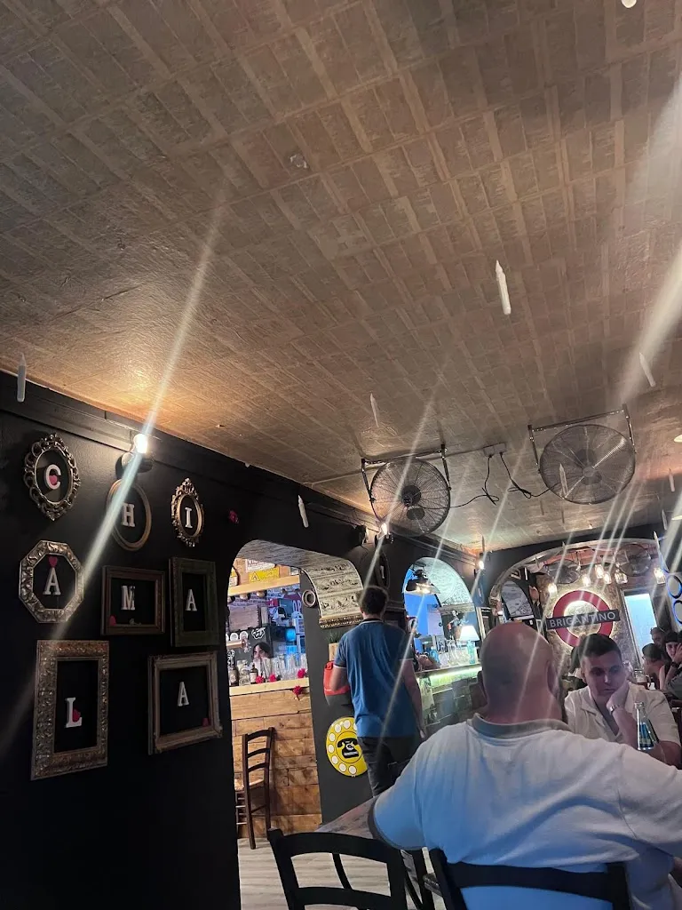 Matei Barbu_il brigantino\arteide american bar_Cala Gonone_recensione