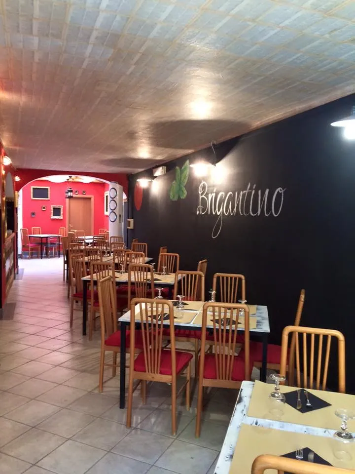 il brigantino\arteide american bar restaurant in Cala Gonone