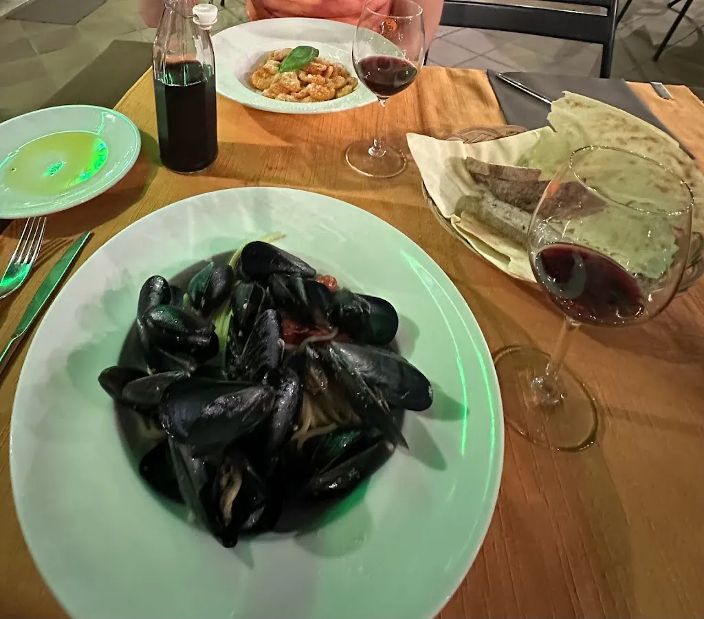 Karina Ison_Ristorante Pizzeria La Poltrona_Cala Gonone_review