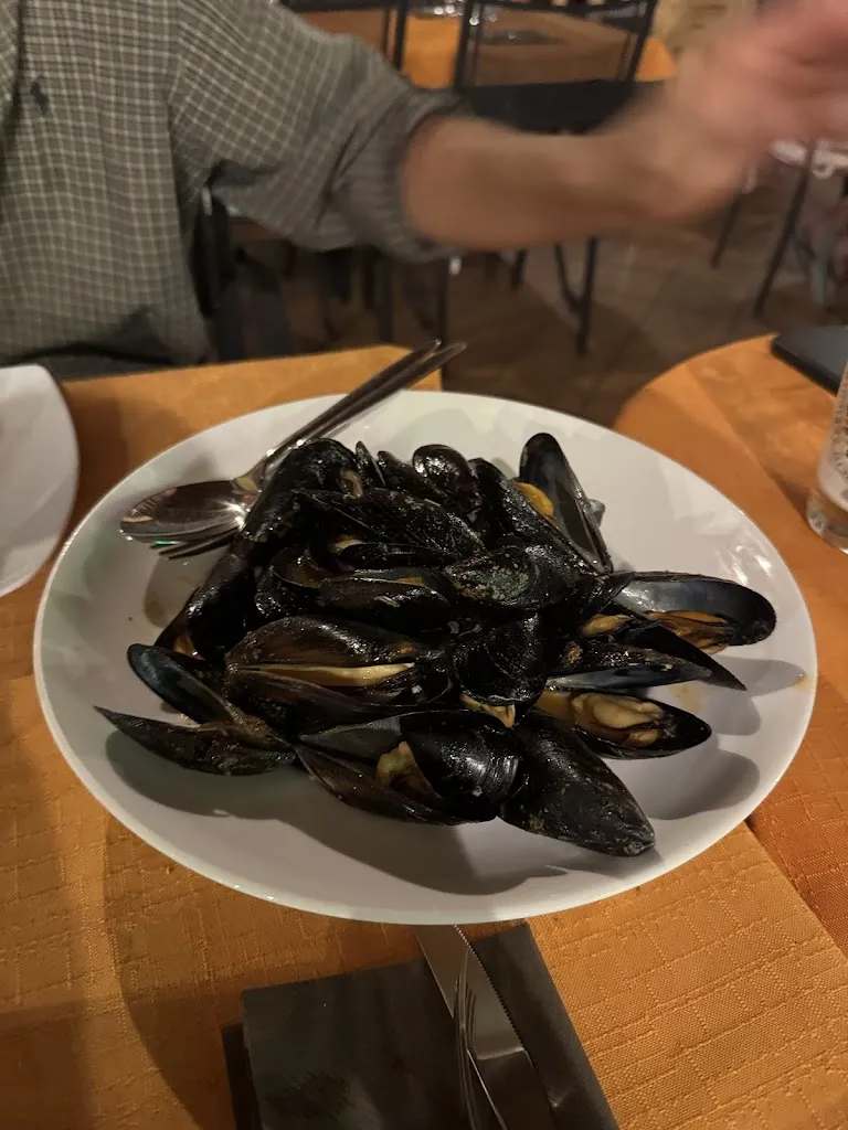 Ristorante Pizzeria La Poltrona_Cala Gonone_slider_image_3