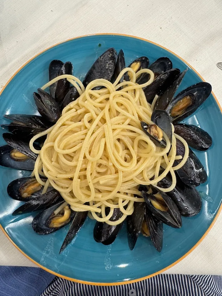 Paul Naser_Ristorante Pizzeria San Francisco_Cala Gonone_review