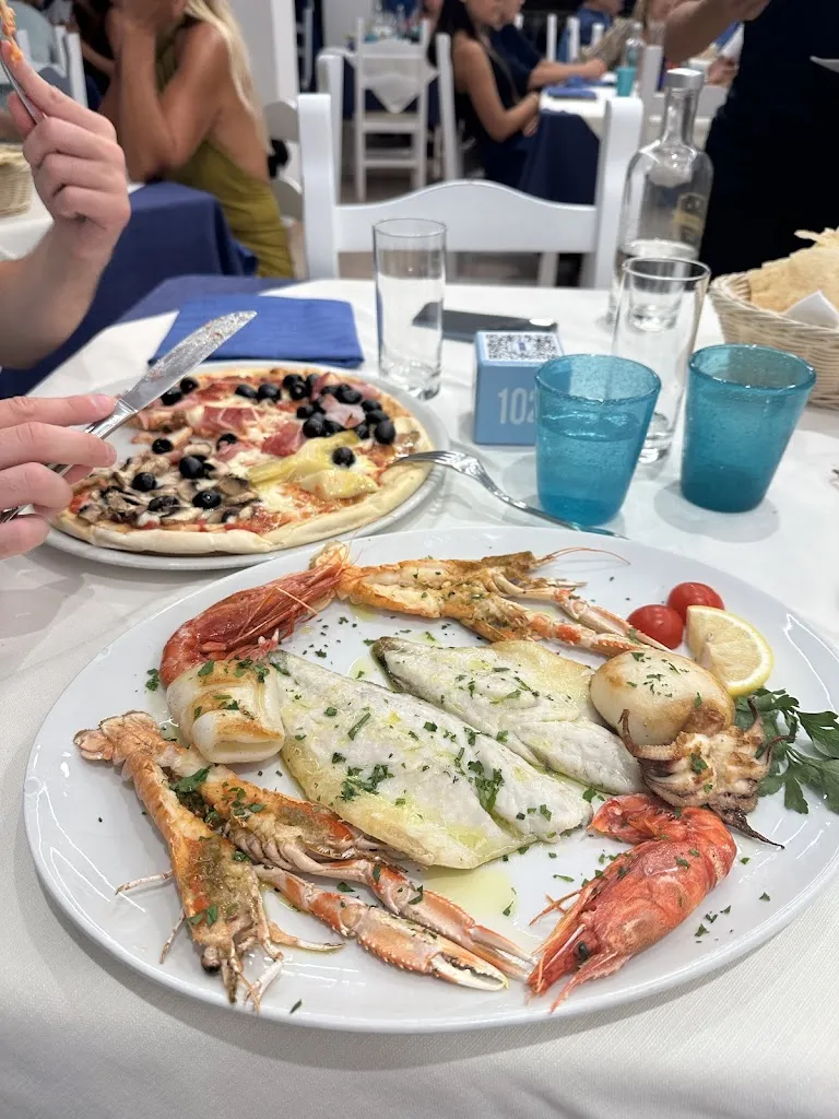 Kristin Atanasova_Ristorante Pizzeria San Francisco_Cala Gonone_review