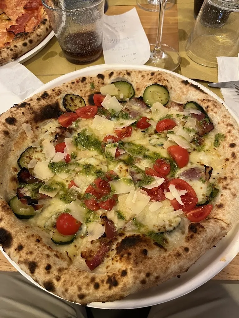 Jay Buffington_Pizzeria Zio Pedrillo_Cala Gonone_review