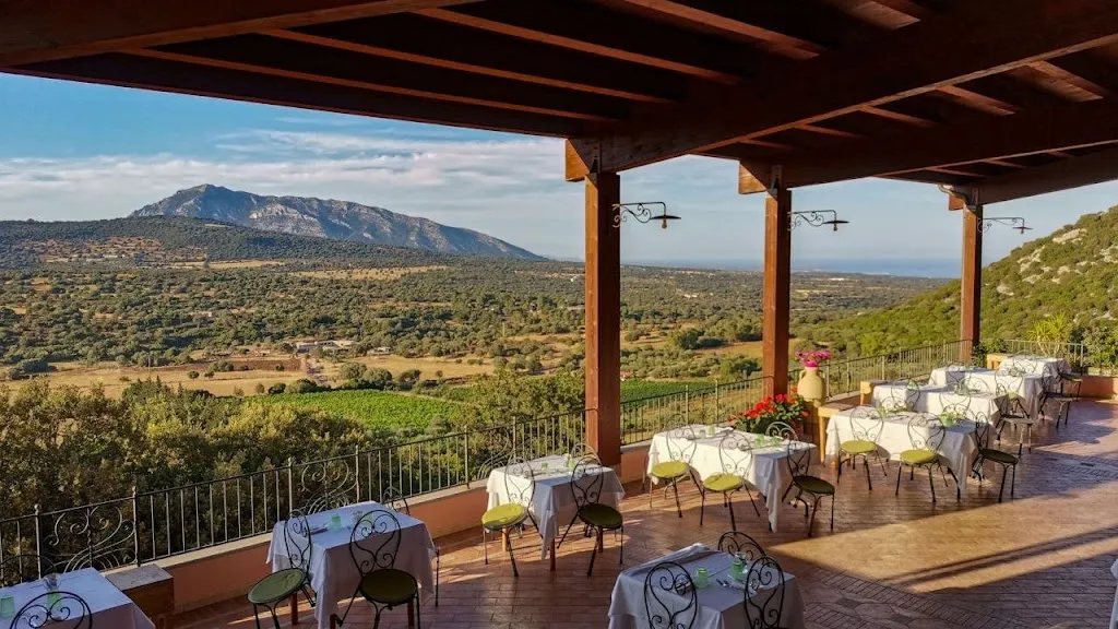 Ristorante Ispinigoli Ss 125_Cala Gonone_slider_image_1