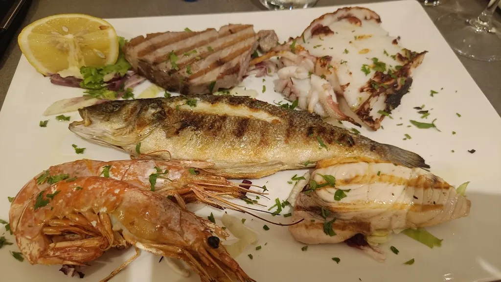 Andrey Vinnitskiy_`DuePi` Ristorante - Pizzeria - Live Grill_Cala Gonone_review