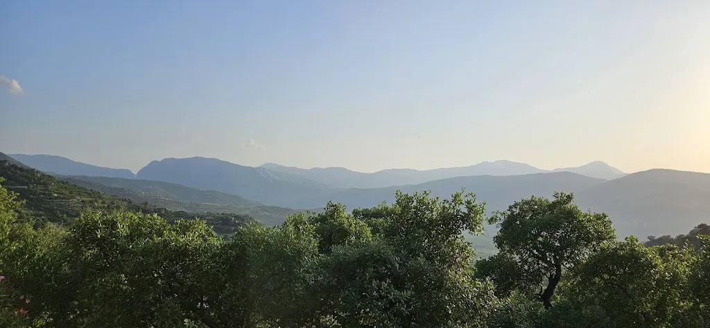 Grazia Spiga_Rifugio GORROPU_Cala Gonone_reseña