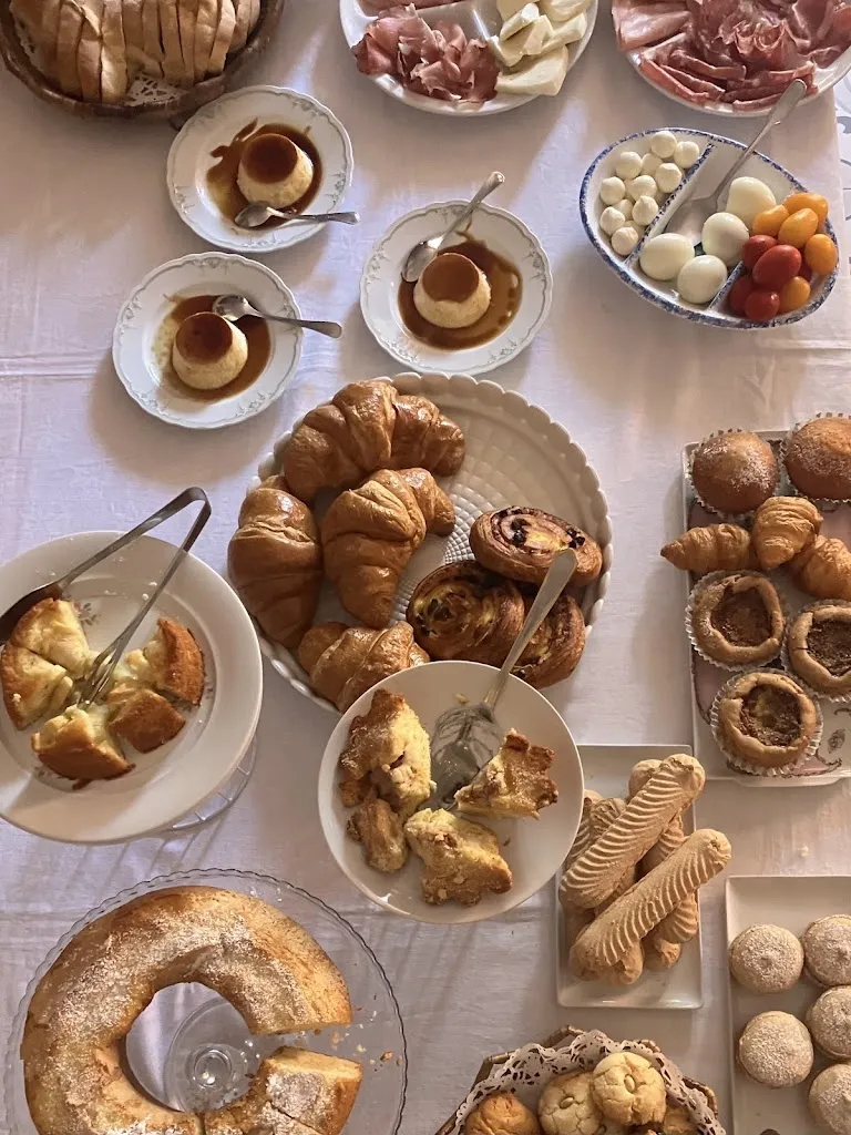 Borgo Prima Luce ospitalita e gusto_Cuglieri_slider_image_2