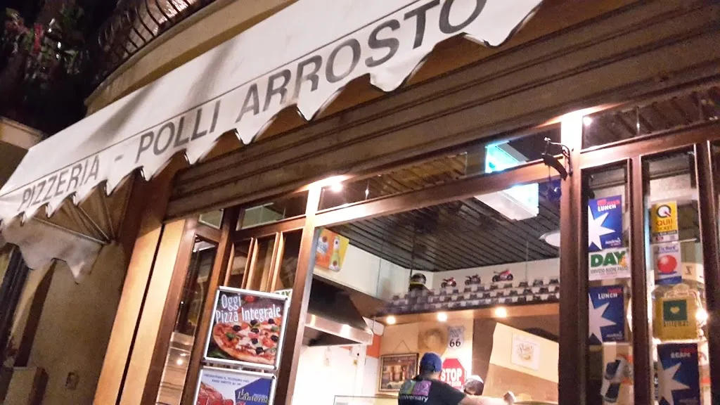 Pizzeria La Lanterna Decimomannu restaurant in Decimomannu