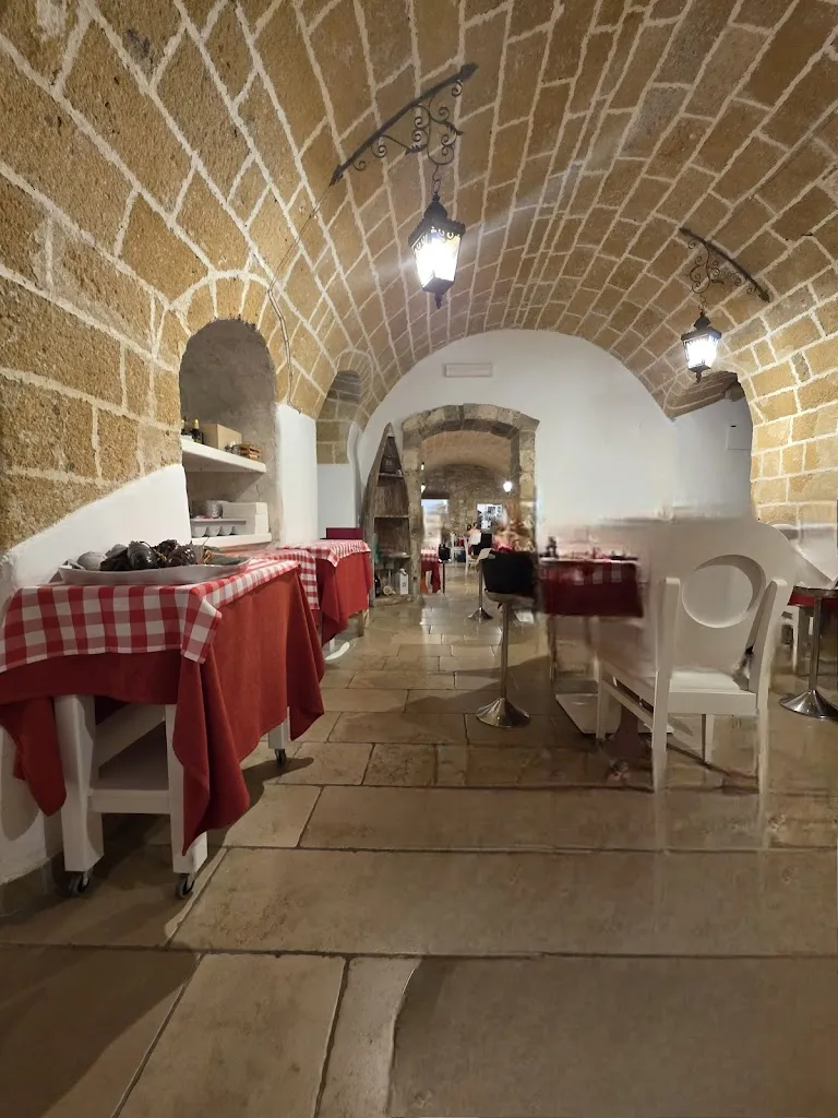Osteria Briganti restaurant in Gallipoli