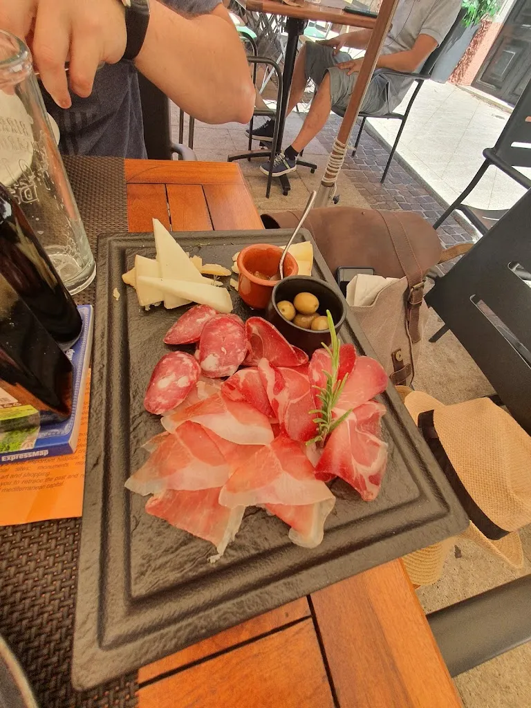 Lady Mullein_COCO BAR_Capoterra_review