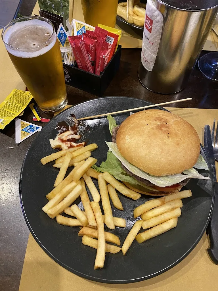 Kris Sinister_Old Style Pub_Capoterra_recensione