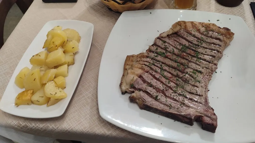 Alessio Mulas_Murales 2 - Pizzeria & Ristorante_Capoterra_review