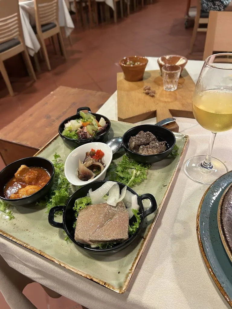 andrew healy_Sa Cardiga e su Schironi_Capoterra_review