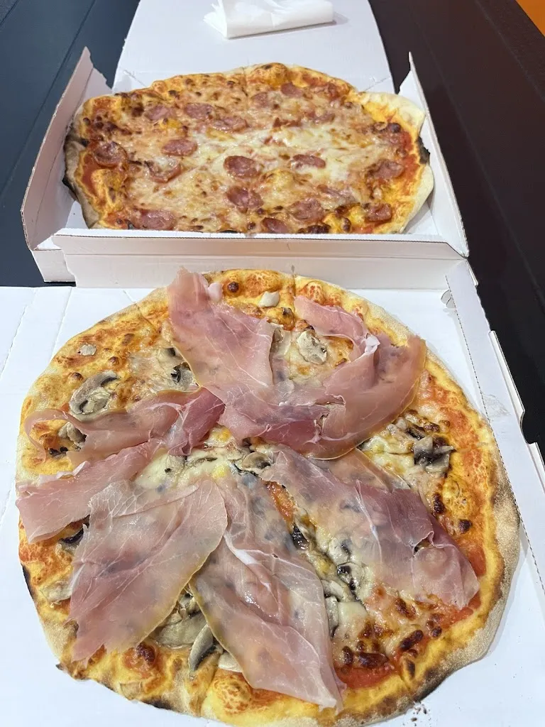 無清_Pizzeria Da Tore_Capoterra_review