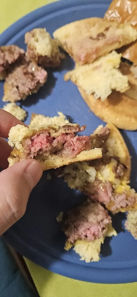 Toxic Biohazard_Mordi Storie di Carne_Capoterra_review