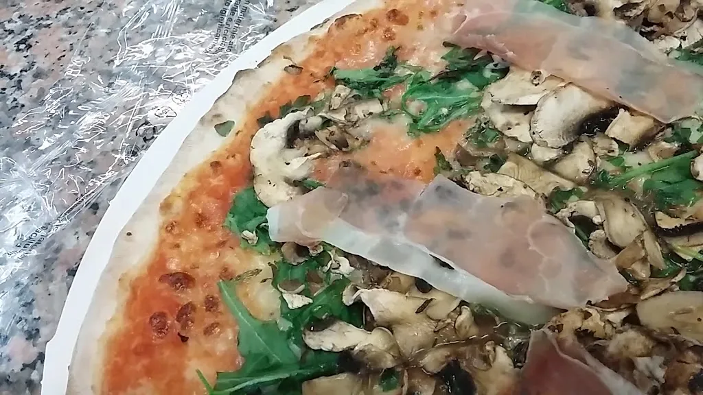 Pizzeria Goblin_Capoterra_slider_image_2