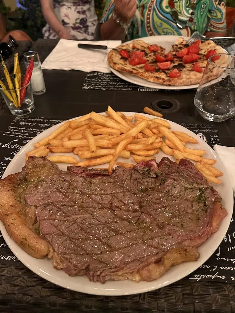 cesare sala_Mamà Bar Pizzeria Ristorante_Capoterra_review