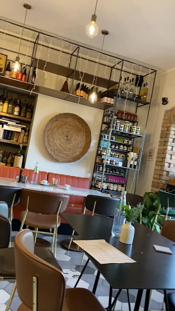 La Terrazza: Bar, Caffetteria, Gelateria, Vineria, Bistrot_Capoterra_slider_image_2