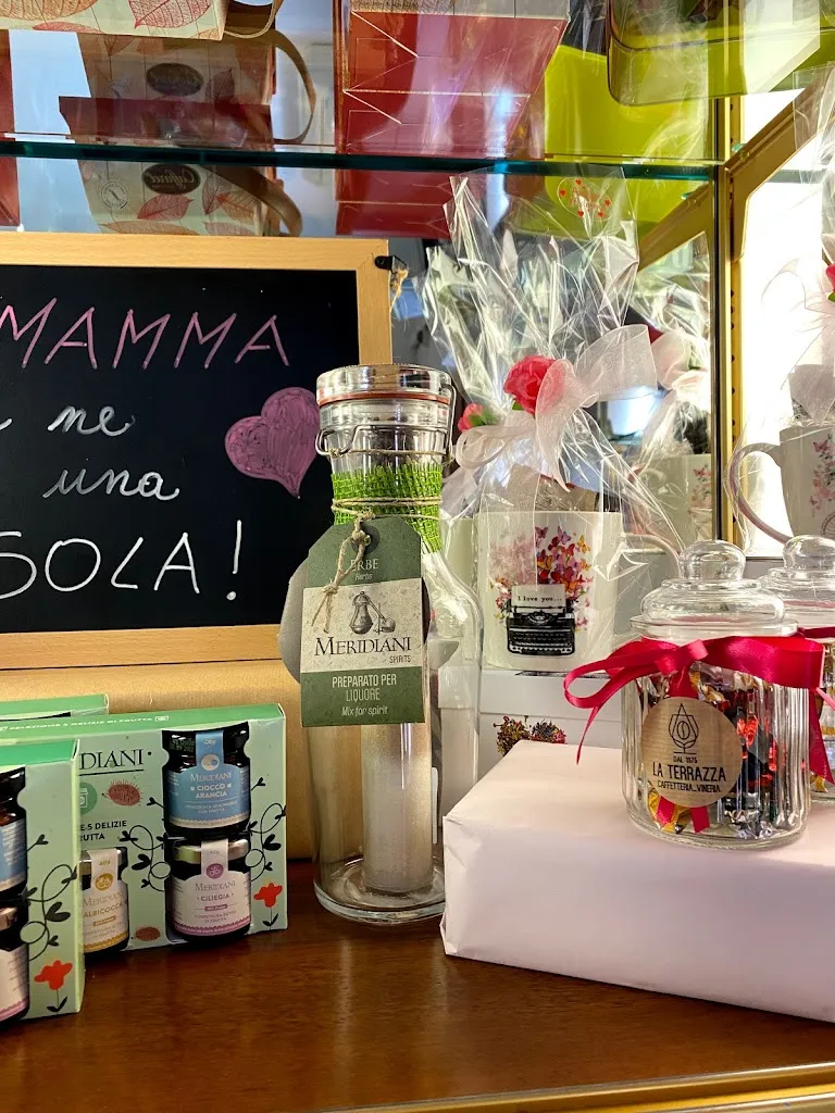 La Terrazza: Bar, Caffetteria, Gelateria, Vineria, Bistrot_Capoterra_slider_image_3