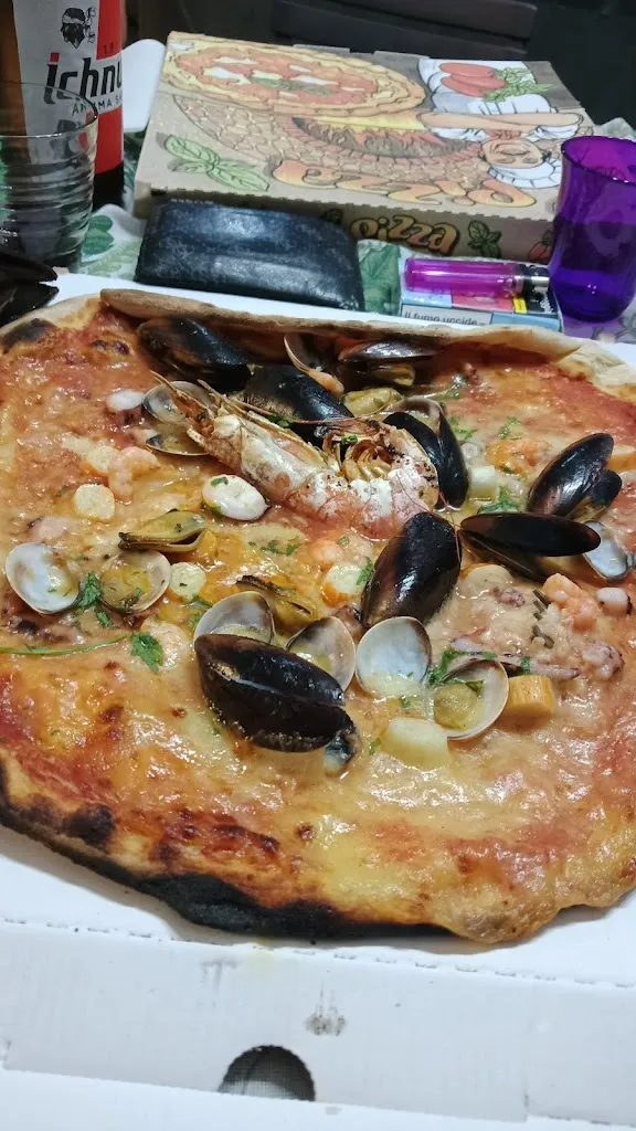 Insomnia Pizzeria_Capoterra_slider_image_1