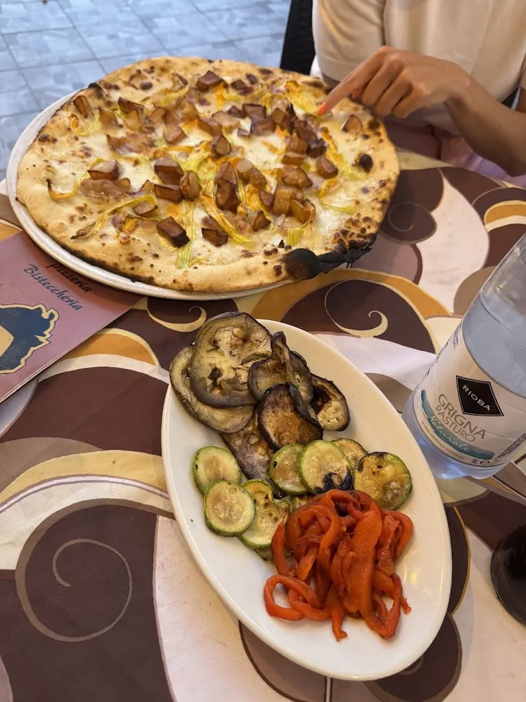 Ricardo Arnaut_Murales_Capoterra_review