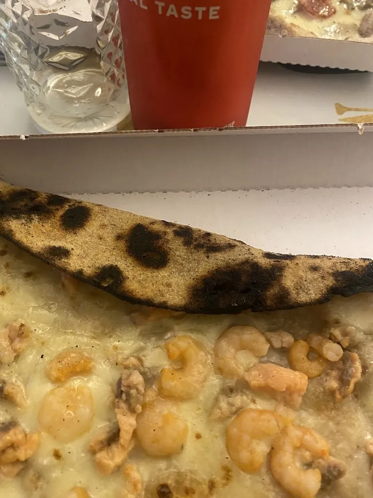 Giulia Tua_Murales_Capoterra_review