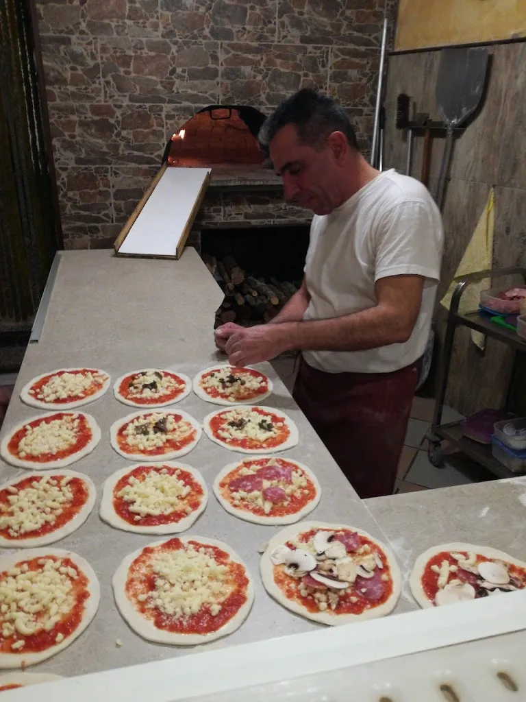 Pizzeria Sardegna restaurant in Capoterra