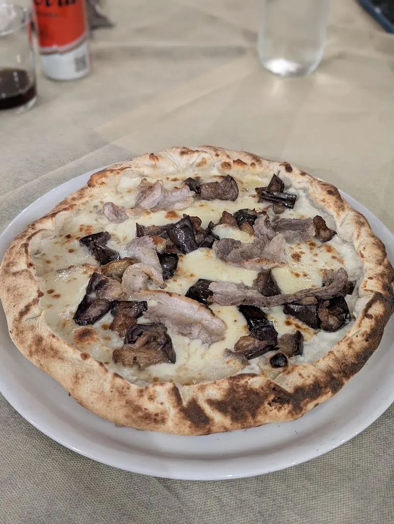 Giuseppina Ruggiero_Sa Torre e S'olia (ristorante, pizzeria)_Capoterra_review