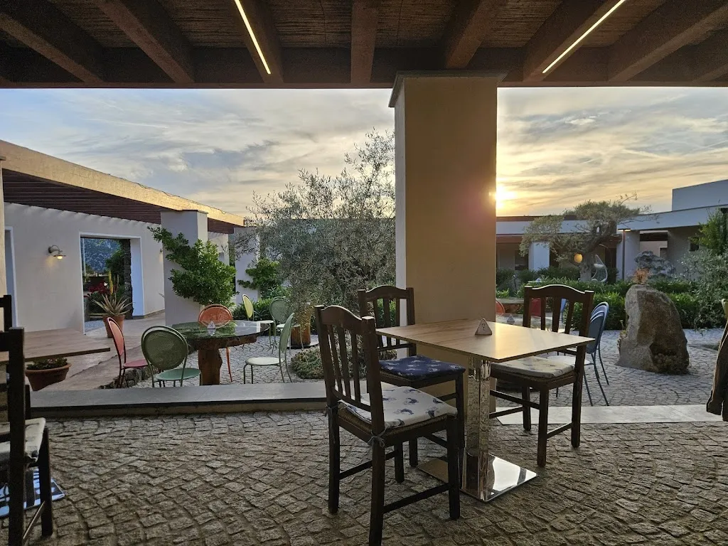 György Péter_HOTEL BARBAGIA Ristorante Tipico e Residenza Rurale ai Piedi del Supramonte_Dorgali_review