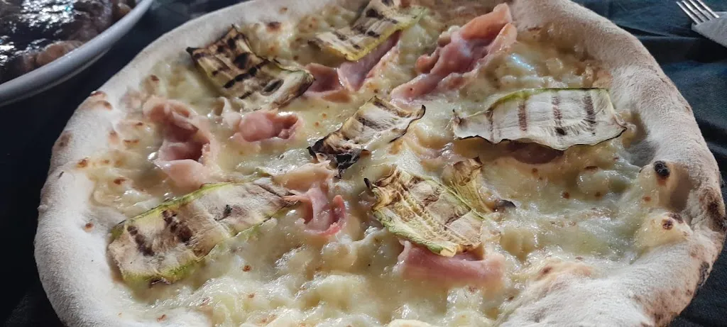 Jonn Ebasta_Chiosco Los Locos Parco Scarzella Domusnovas_Domusnovas_review