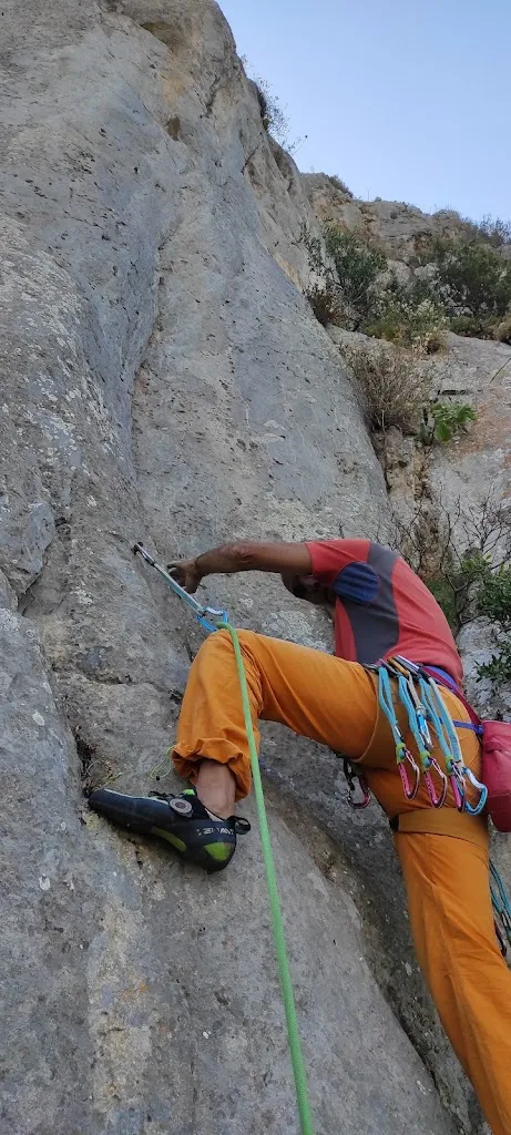 Gianluca Piras_Old Tropicoasi_Domusnovas_review