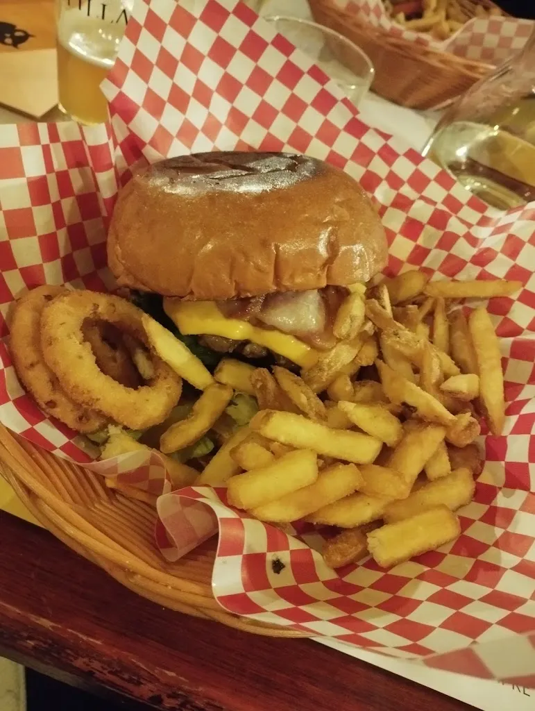 Roberta Mura_Spillaus_Dolianova_review