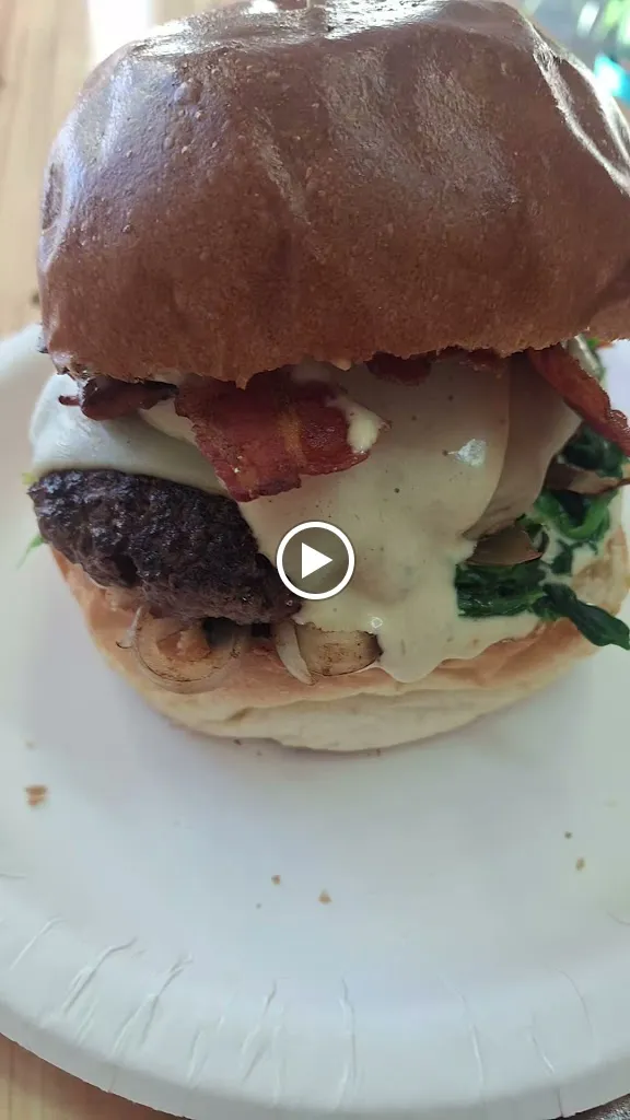 Smasheat hamburgeria_Dolianova_slider_image_2