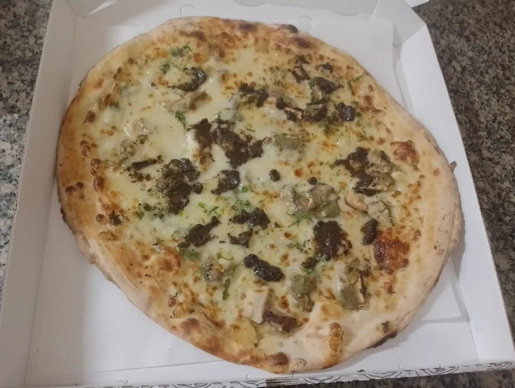 nuestr00_Pizza Dolia_Dolianova_review