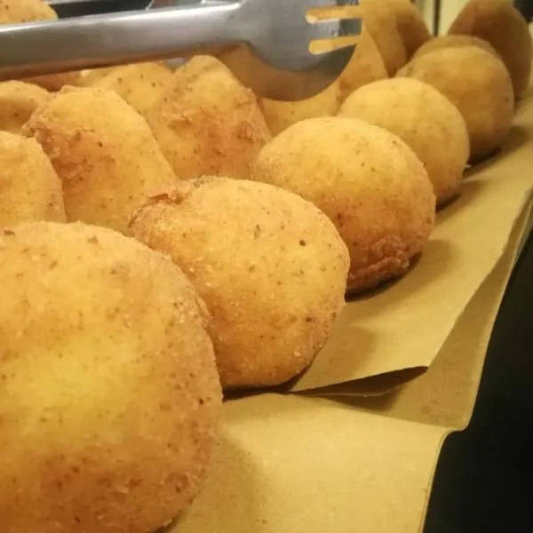 S'OU E SA PUDDA - GASTRONOMIA ROSTICCERIA restaurant in Dolianova