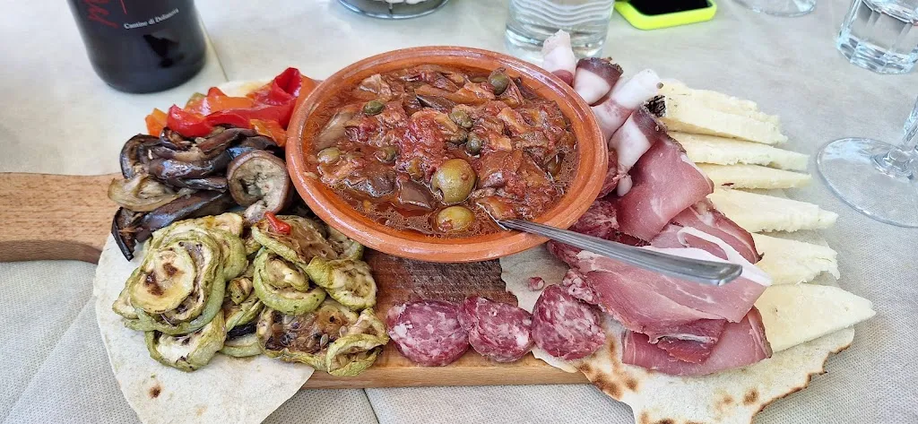 Su Tziri Tziri_Dolianova_slider_image_3