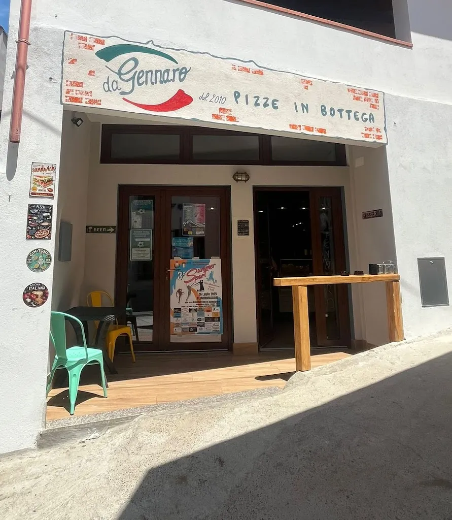 PizzeinBottega da Gennaro restaurant in Fluminimaggiore