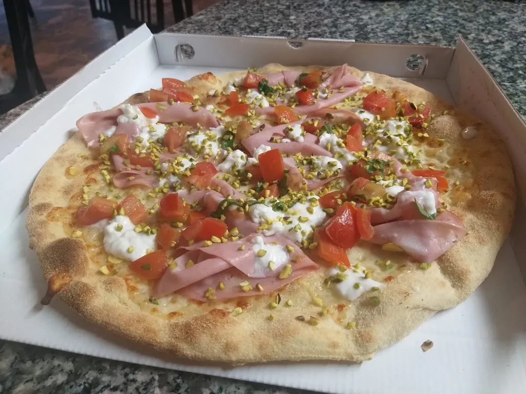 Pizzeria Bisteccheria a Modo Nostro restaurant in Fluminimaggiore